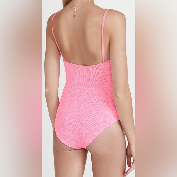 Hunza G Pamela one-piece suit in bubblegum pink - Picture 2 of 3